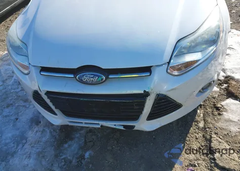 2012 Ford Focus Sel z USA, uszkodzony, nr VIN 1FAHP3H22CL288988